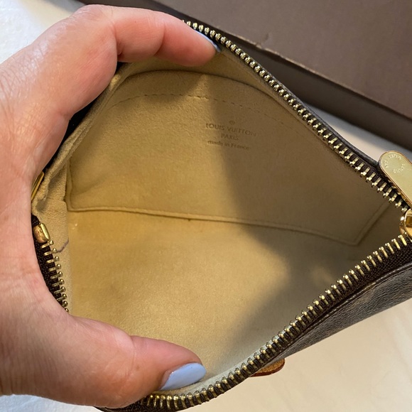 Authentic Louis Vuitton Milla Pouchette - Picture 10 of 16